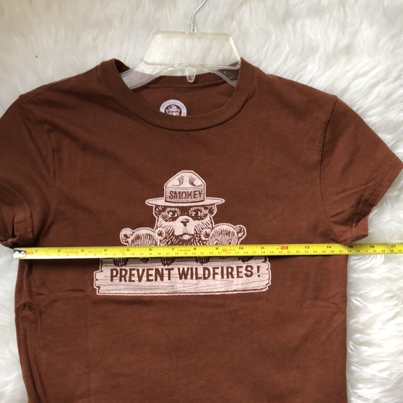 $5 WITH BUNDLE • Smokey The Bear Prevent Wildfires Short Sleeve T-shirt - Picture 10 of 15